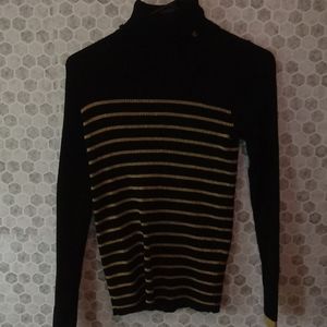 Gold & Black Turtleneck